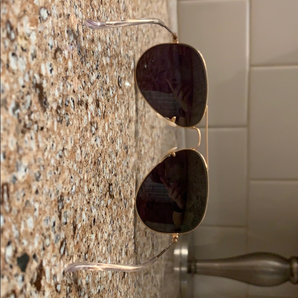 Aviator Classic Style Ray-Bans - Picture 4 of 4